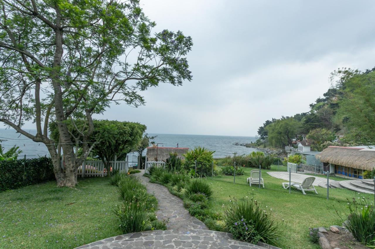 Lake Front Retreat At Los Elementos Санта Круз Ла Лагуна Екстериор снимка