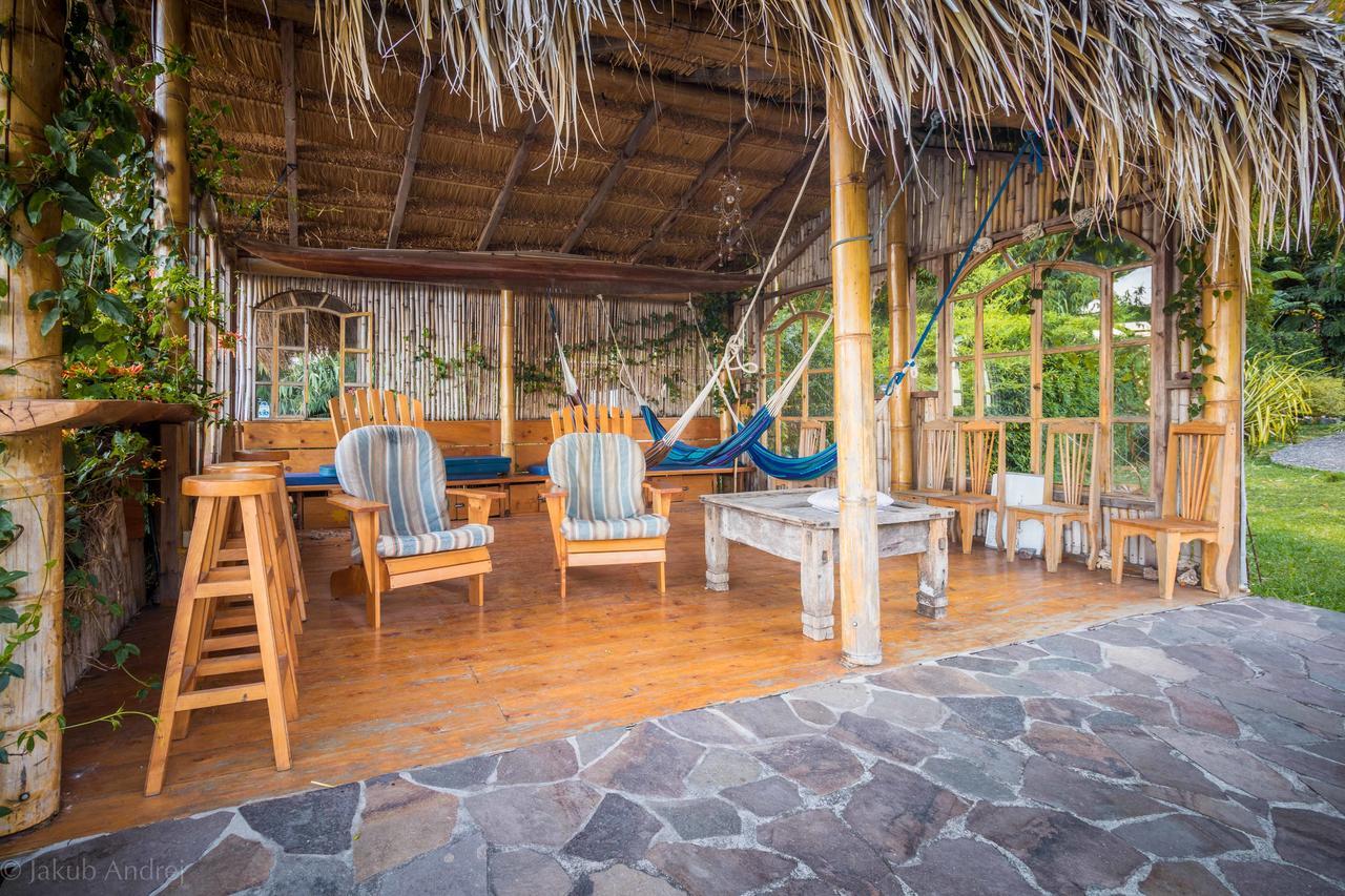 Lake Front Retreat At Los Elementos Санта Круз Ла Лагуна Екстериор снимка